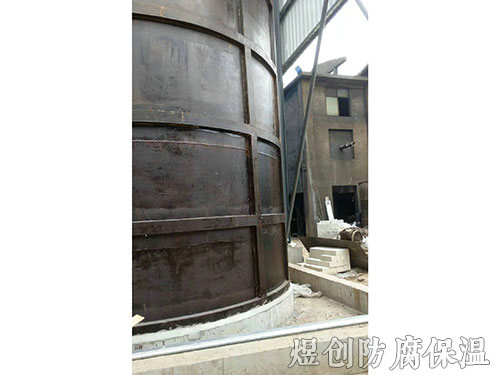 碳鋼制品桶內(nèi)玻璃鋼施工 (12)