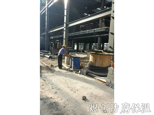 碳鋼制品桶內(nèi)玻璃鋼施工 (2)